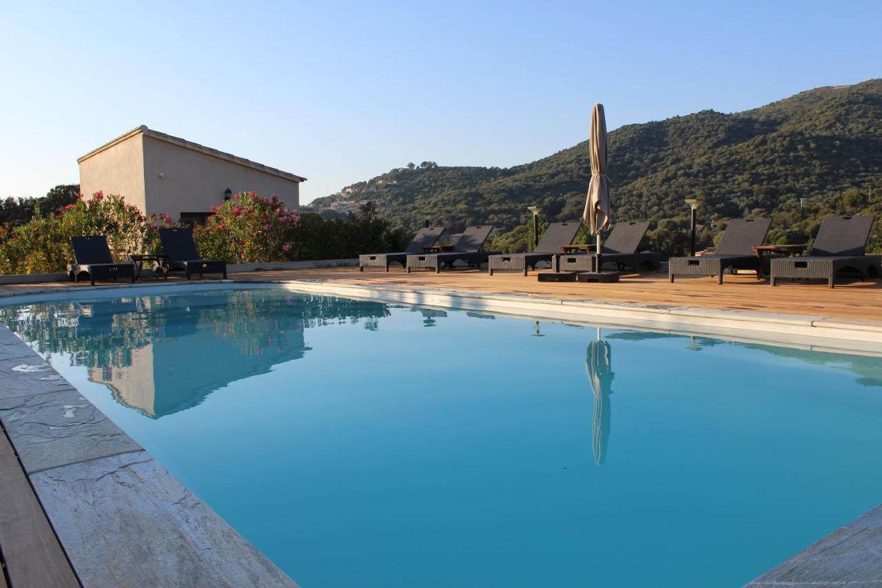 & Restaurant Les Bergeries D'alata 3*